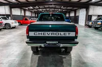 1995-Chevrolet-K1500-Emerald Green Metallic-223119-36.jpg